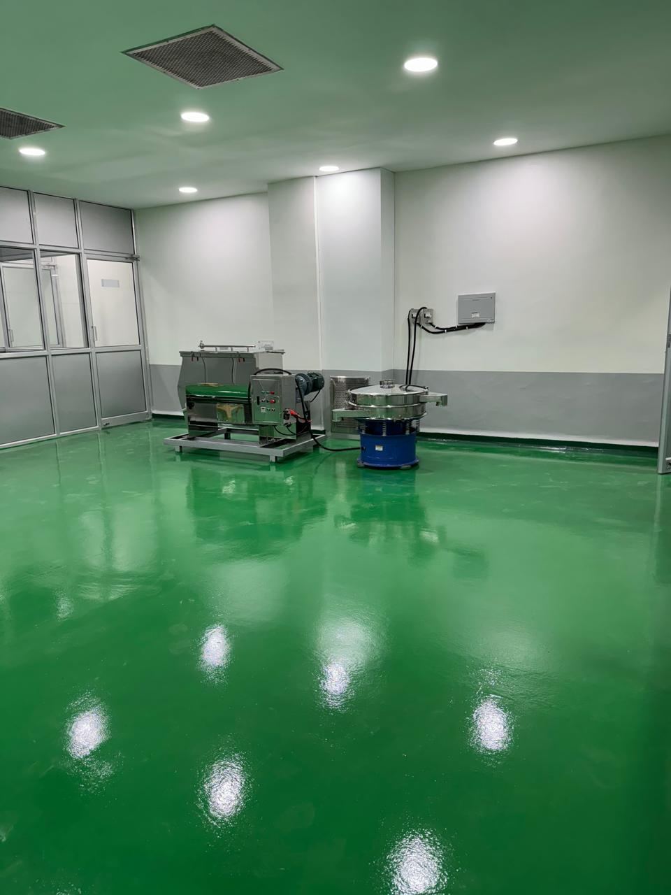 Precision mixer and vibratory sifter unit, SidSam facility